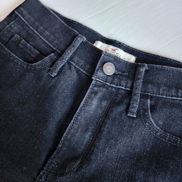 Hollister Black Denim Cut Off Jean Shorts size 1 - Picture 3 of 5